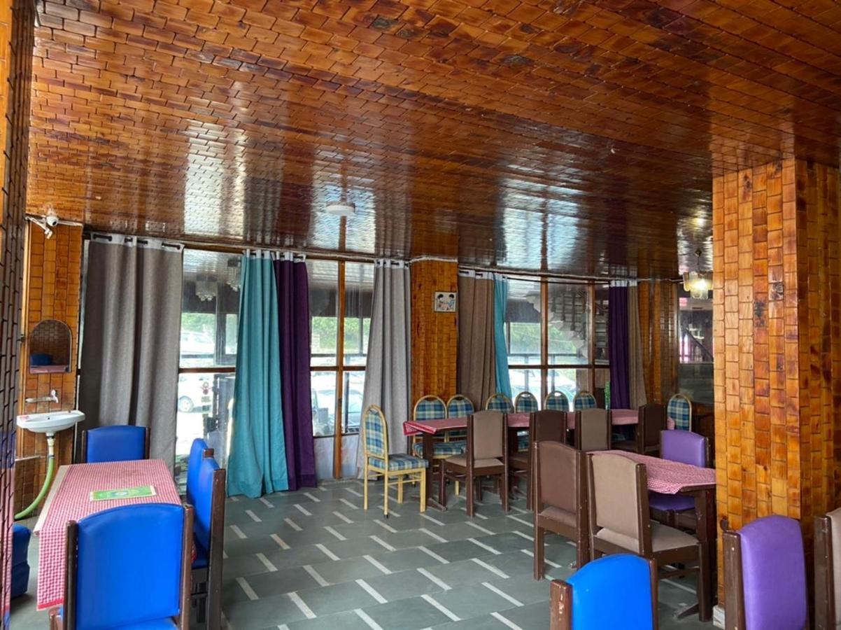 Hotel Hadimba Palace - Near Mall Road Manāli Eksteriør bilde
